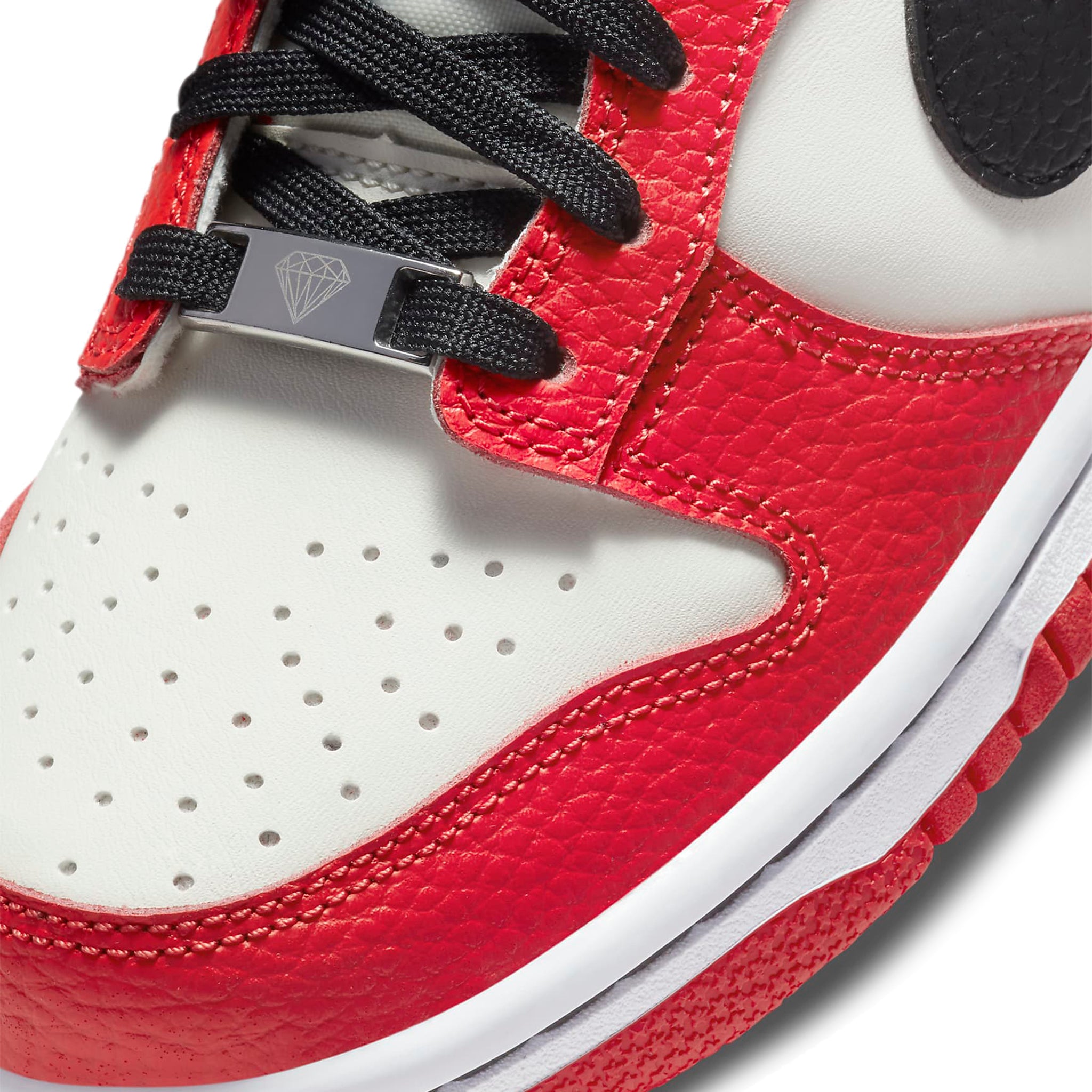 Toe box view of Nike X NBA Dunk Low EMB 75TH Anniversary Chicago (GS) DO6288-100